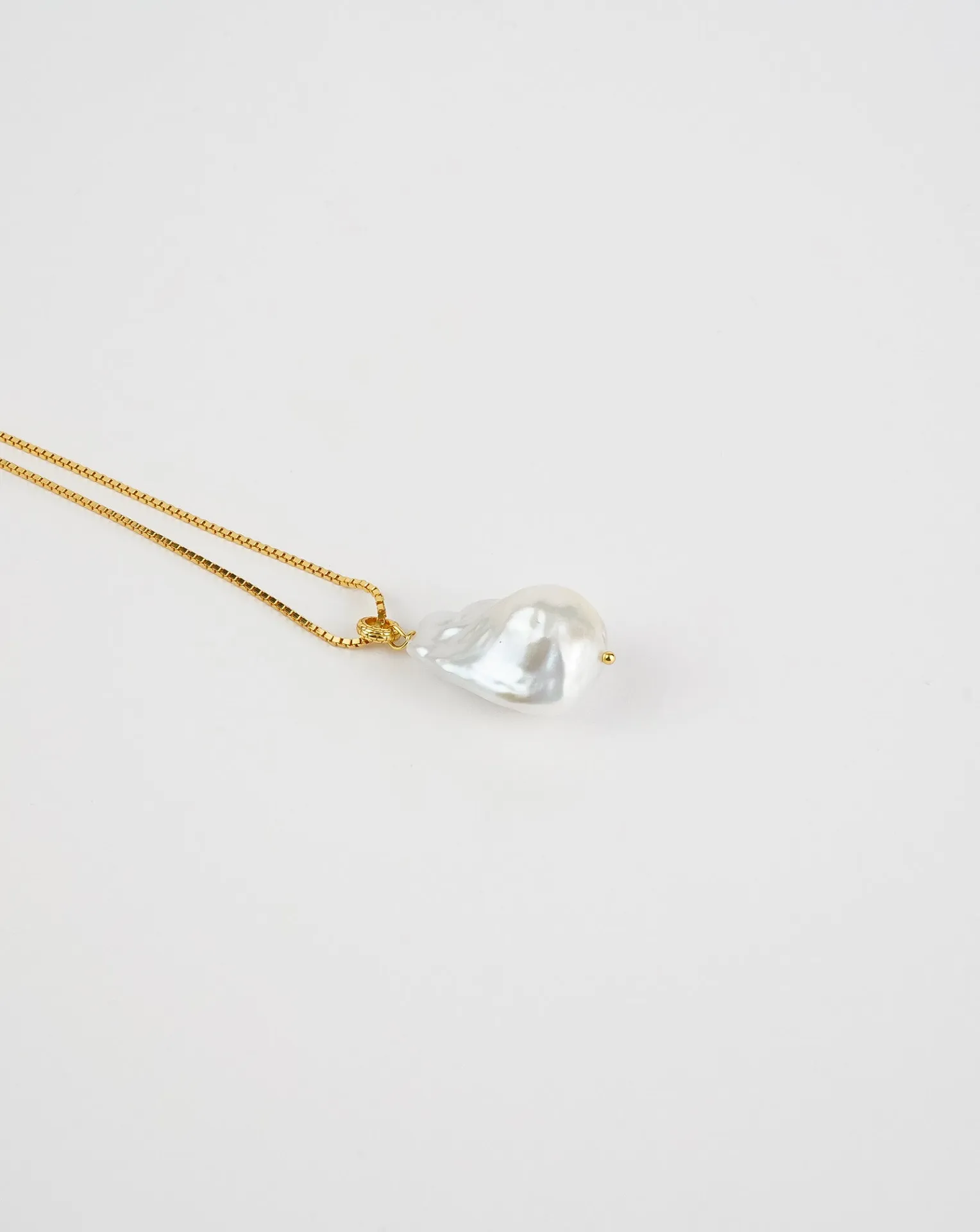 Luxurious Freshwater Baroque Pearl Necklace | Statement Piece