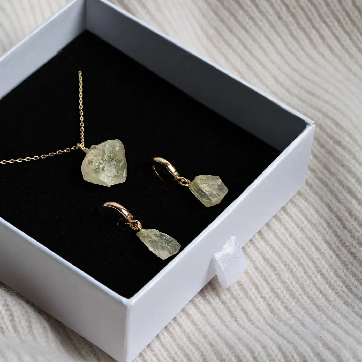 Semi Precious Stone Set with Necklace and Earrings - Gold
